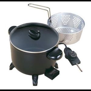 Presto - Kitchen Kettle Multi-Cooker! New!